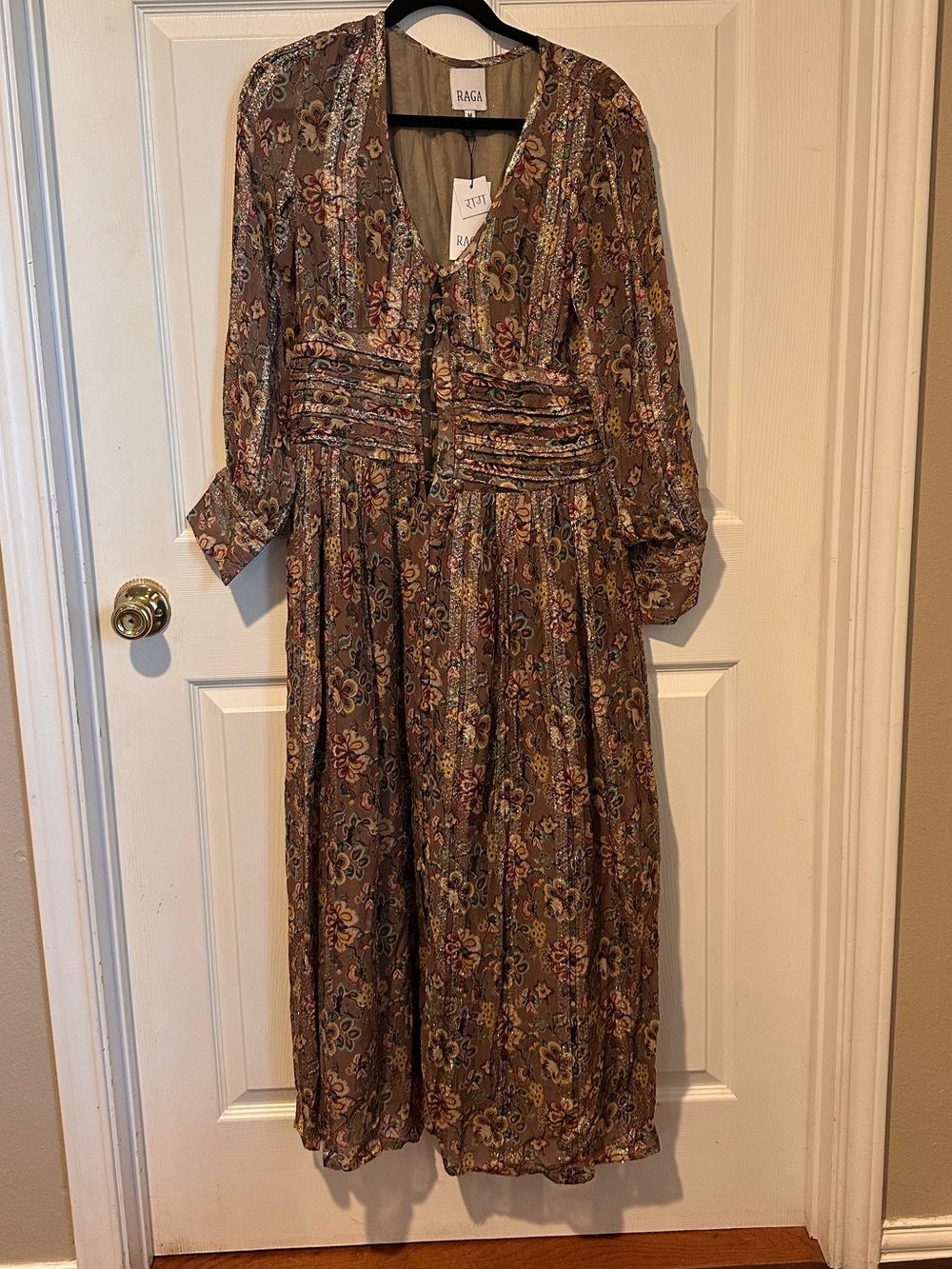 NWT RAGA Brown Paisley Long Sleeve Midi Dress
